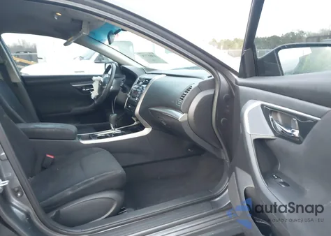 2014 Nissan Altima 2.5 S z USA, uszkodzony, nr VIN 1N4AL3AP4EN384857